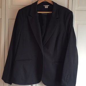 Downsizing my wardrobe